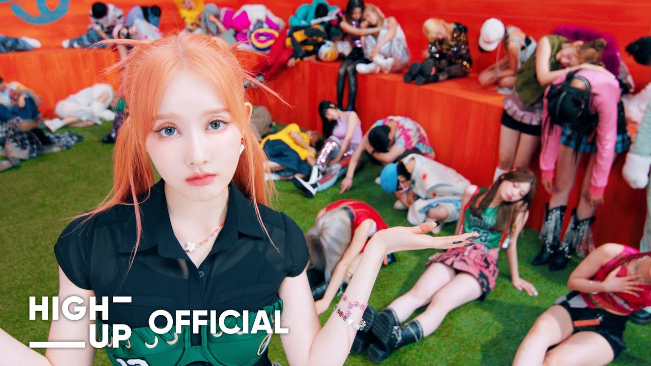 STAYC(스테이씨) 'Bubble' MV
