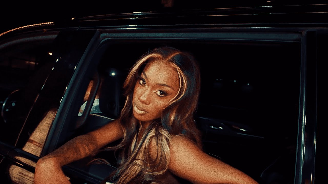 Flo Milli - Clap Sum (Official Music Video)