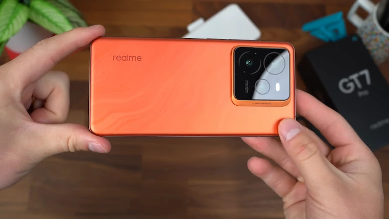 Realme GT 7 1