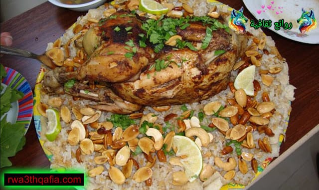 فراخ الدجاج برقائق اللوز