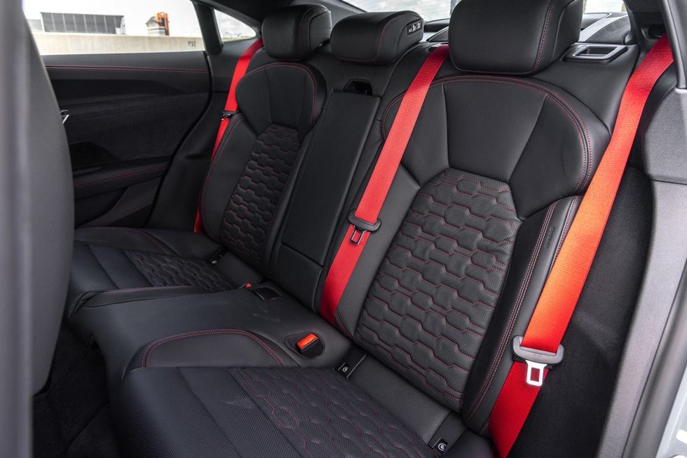 2023 Audi e-tron GT سعر ومواصفات اودي اي ترون جي تي biggbuz 2023 Audi e tron GT 4