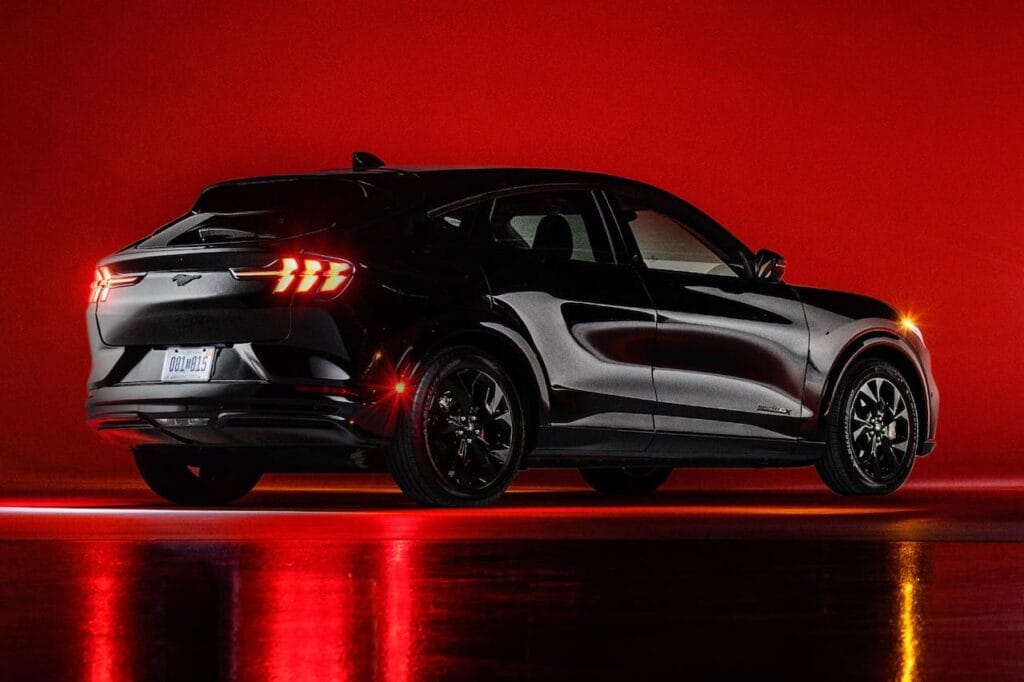 2023 Ford Mustang Mach-E - سعر ومواصفات سيارة فورد موستانج ماك إي 2023 biggbuz 2023 Ford Mustang Mach E 2