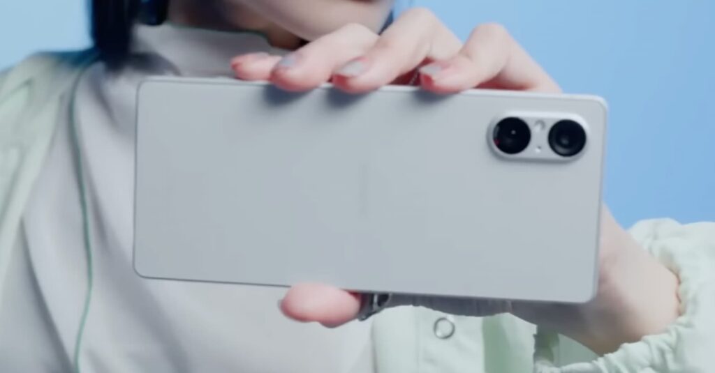 Sony Xperia 5 V 1