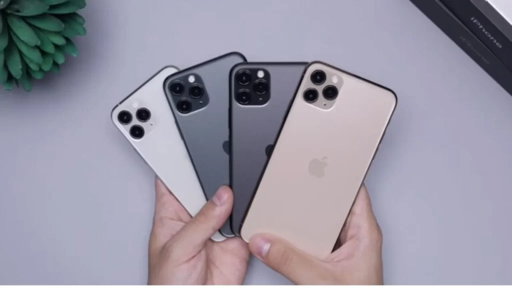 iPhone 15 2